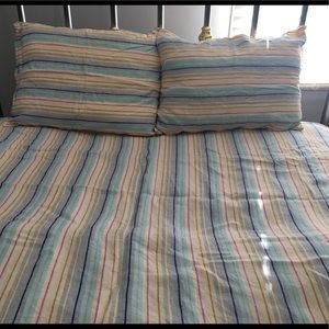 Pottery Barn Queen Duvet Cover with 2 Pillow Shams